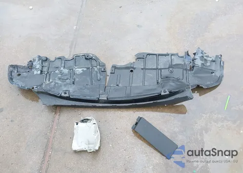 2011 Lexus Es 350 z USA, uszkodzony, nr VIN JTHBK1EG7B2450409